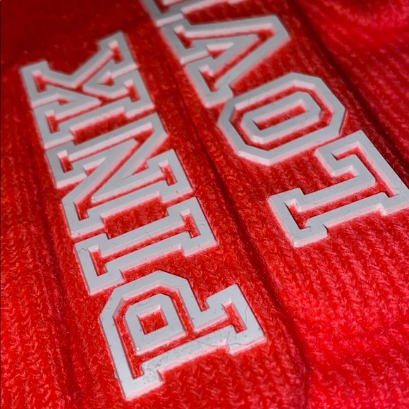 Rare VS Pink neon gloves and ear warmer headband - Picture 2 of 5